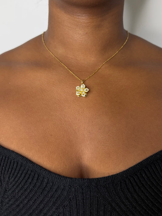 FLEUR ANTI STRESS - Collier fleur en acier inoxydable